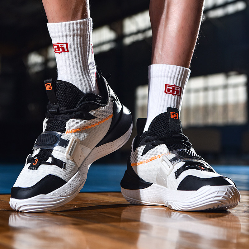 围绕中超的 围绕中超的